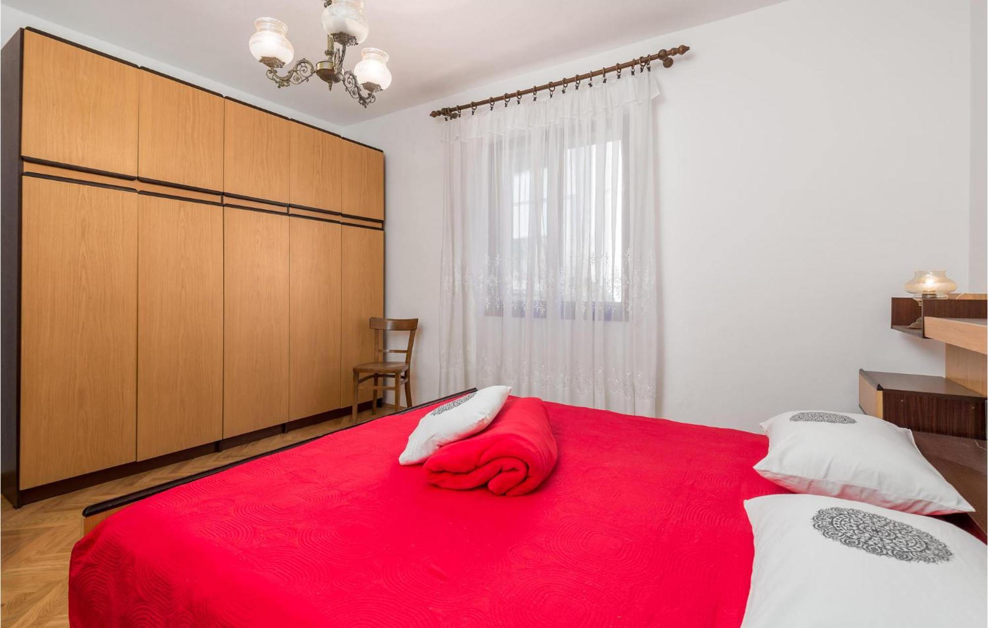2 Bedroom Awesome Apartment In Pag Pag Town Dış mekan fotoğraf